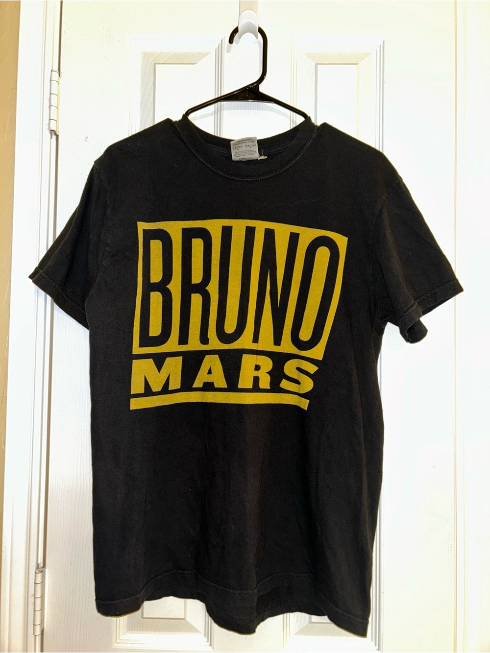 NWOT Bruno Mars T-Shirt Adult Medium Black 24K Magic World Tour Short Sleeve Tee